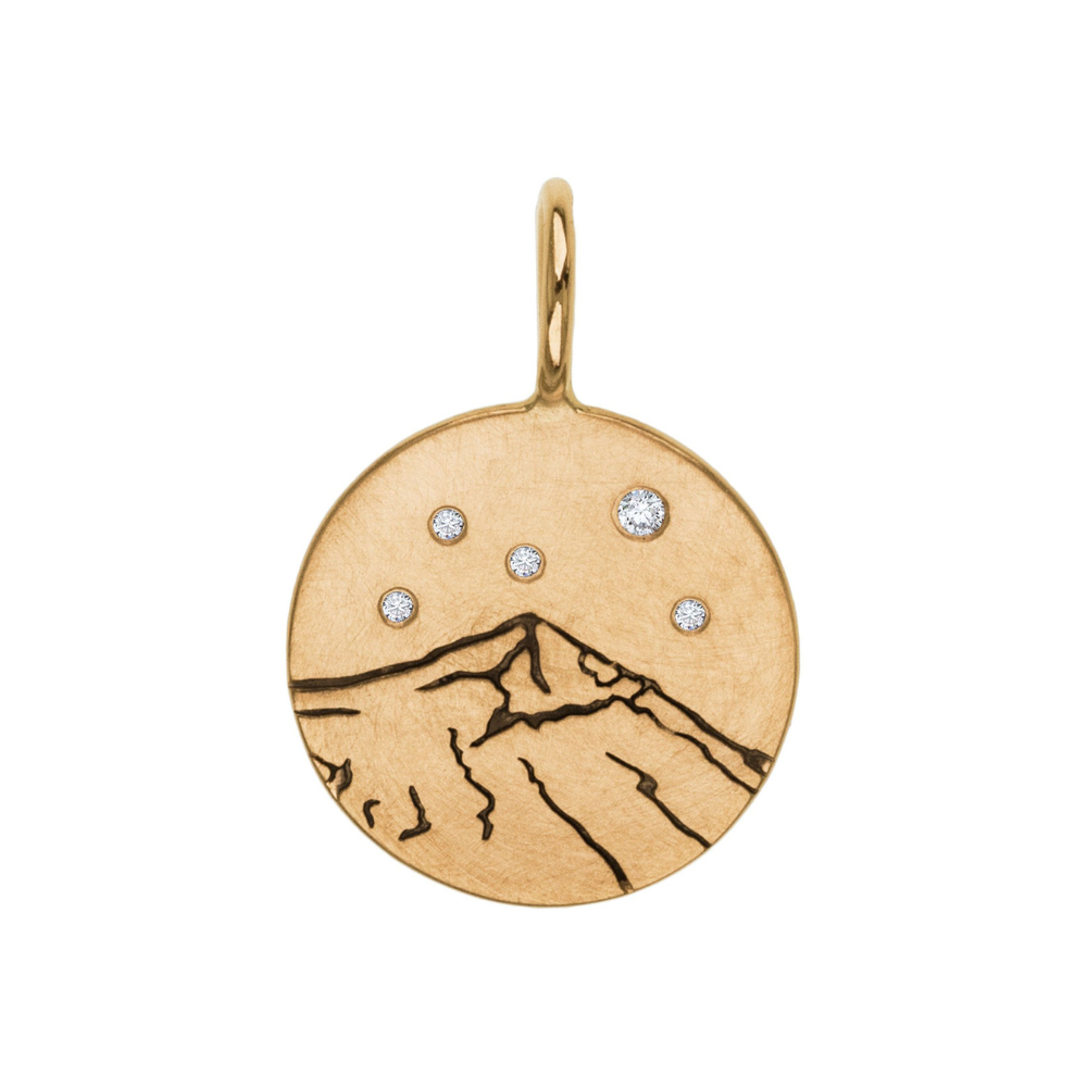 14K YELLOW GOLD LONE MOUNTAIN ROUND STAMPED CHARM WITH DIAMONDS