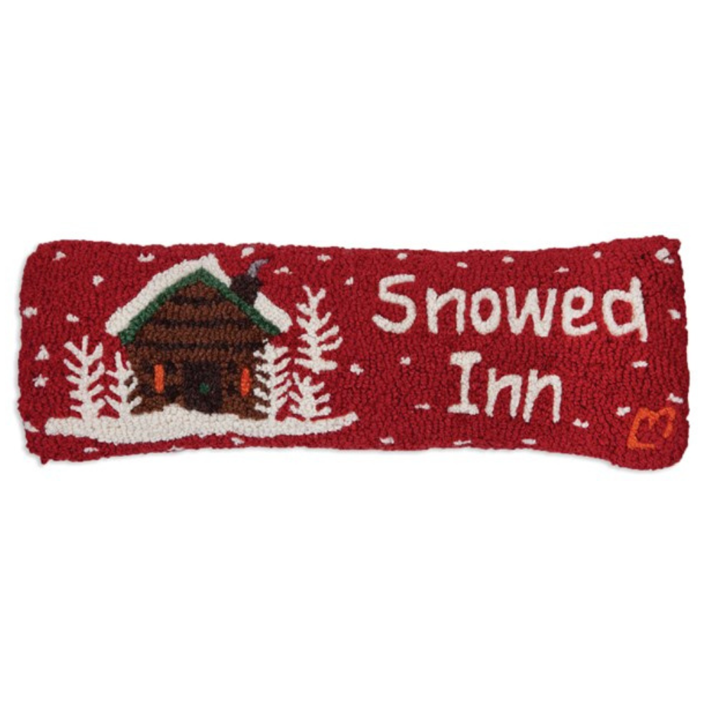 CHANDLER 4 CORNERS Snowed Inn Hand Hook Pillow