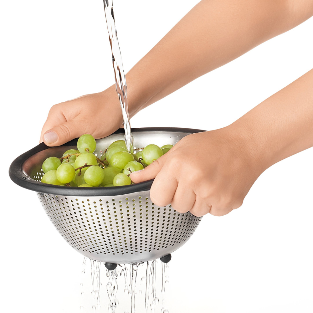 STAINLESS COLANDER 3 QT