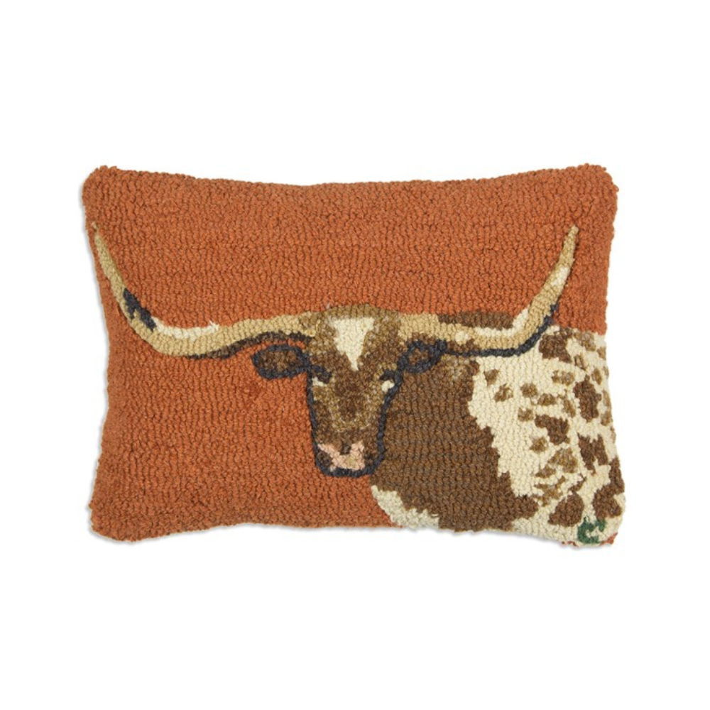 CHANDLER 4 CORNERS Longhorn Steer Hand Hooked Pillow