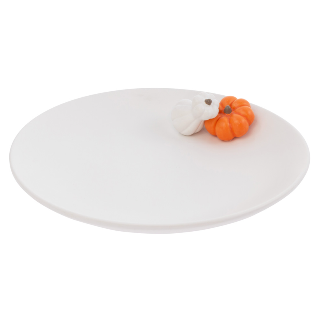 BOSTON INTERNATIONAL Round White Plate With Pumpkin Accents